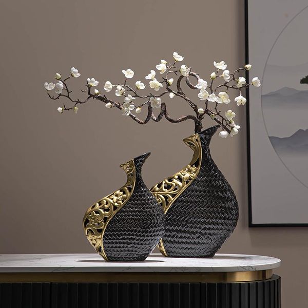 vases black gold-plated hollow vase flower arrangement handicraft ornaments abstract ceramic living room office decoration
vases black gold-plated hollow vase flower arrangement handicraft ornaments abstract ceramic living room office decoration