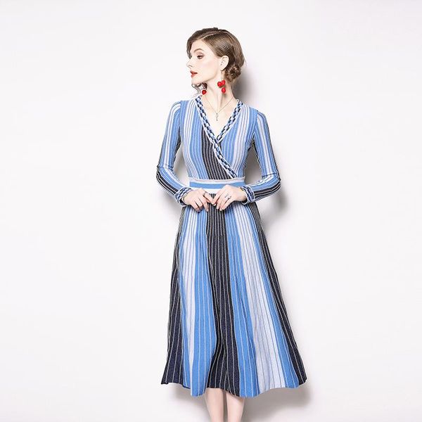 casual dresses autumn fashion women stripe knit dress elegant long sleeve v-neck retro contrast color slim sweater female vestidos, Black;gray
casual dresses autumn fashion women stripe knit dress elegant long sleeve v-neck retro contrast color slim sweater female vestidos, Black;gray