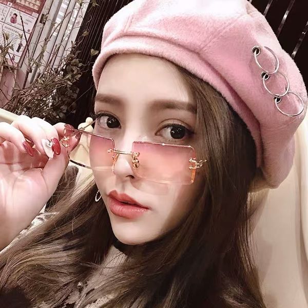 luxury designer sunglasses fashion rimless women 2021 trendy small rectangle sun glasses summer style uv gold brown shades for men, White;black
luxury designer sunglasses fashion rimless women 2021 trendy small rectangle sun glasses summer style uv gold brown shades for men, White;black