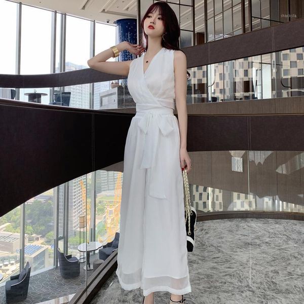 women's tracksuits suit female 2021 summer fashion v-neck sleeveless chiffon vest bandage wide-leg pants two-piece, Gray
women's tracksuits suit female 2021 summer fashion v-neck sleeveless chiffon vest bandage wide-leg pants two-piece, Gray
