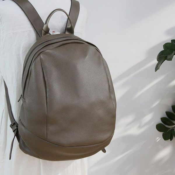 backpack 2021 shell bag fashion trend leather soft cowhide for men and women
backpack 2021 shell bag fashion trend leather soft cowhide for men and women