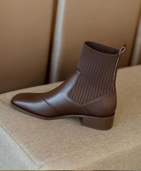 boots women's autumn and winter elastic knitted square head middle heel, Black
boots women's autumn and winter elastic knitted square head middle heel, Black