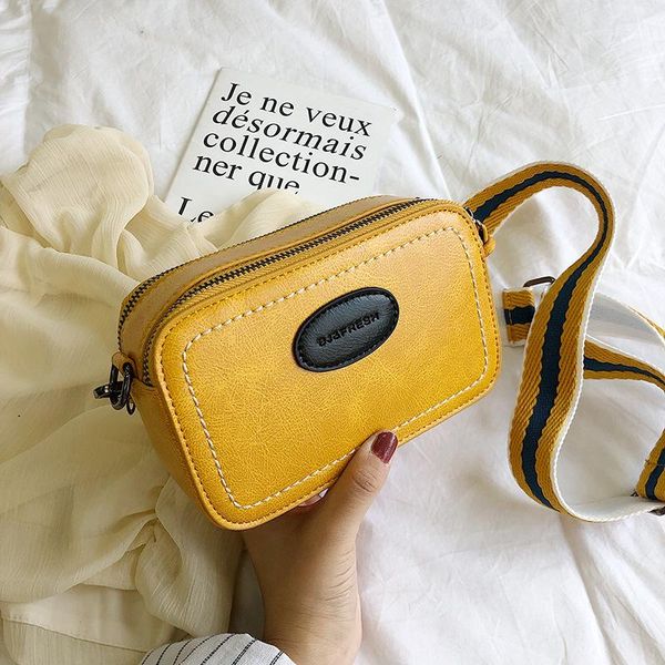 cross body vintage printing wide strap crossbody bags women designer luxury pu leather lady shoulder messenger bag small square mini
cross body vintage printing wide strap crossbody bags women designer luxury pu leather lady shoulder messenger bag small square mini