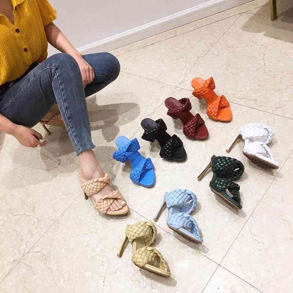 slippers star style women fashion patent leather weave female slides outside high heels mules sandals casual summer shoes woman 00, Black
slippers star style women fashion patent leather weave female slides outside high heels mules sandals casual summer shoes woman 00, Black