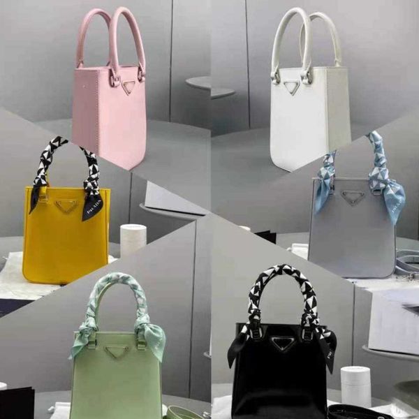 zhouzhoubao123 crossbody designer handbags bag handbag mini female spring leather and summer women luxurys designers bags 2021 purse wallet, Black;red
zhouzhoubao123 crossbody designer handbags bag handbag mini female spring leather and summer women luxurys designers bags 2021 purse wallet, Black;red