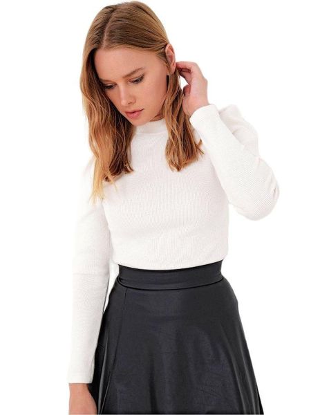 women's blouses & shirts white color turtleneck princess sleeve stylish crop women blouse shirt tunic fashion trend 2021 - 2022
women's blouses & shirts white color turtleneck princess sleeve stylish crop women blouse shirt tunic fashion trend 2021 - 2022