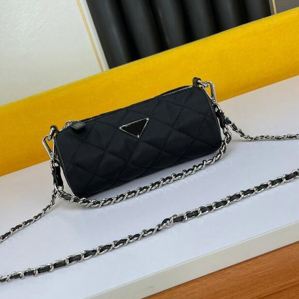 5a quality cylinder package retro messenger bag crossbody bags canvas gold hardware zipper chain decorate leather shoulder strap
5a quality cylinder package retro messenger bag crossbody bags canvas gold hardware zipper chain decorate leather shoulder strap