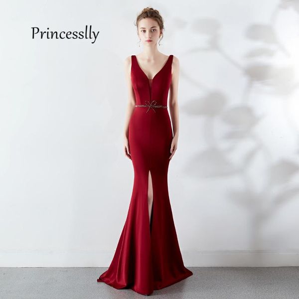 party dresses mermaid evening dress long v-neck high split beading celebrities slim elegant prom gown vestido festa vestiges de noche, White;black
party dresses mermaid evening dress long v-neck high split beading celebrities slim elegant prom gown vestido festa vestiges de noche, White;black