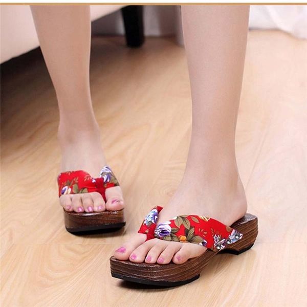 slippers summer platform shoes wood women sandals clog wooden flip flops bohemia zapatillas kapcie zapatos de verano para mujer, Black
slippers summer platform shoes wood women sandals clog wooden flip flops bohemia zapatillas kapcie zapatos de verano para mujer, Black