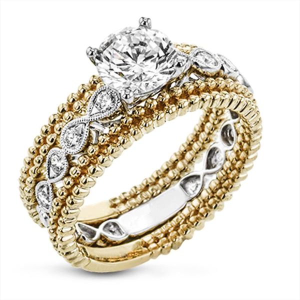 wedding rings luxury ladies rhinestone proposal ring fashion round zircon gold engagement for women jewelry, Slivery;golden
wedding rings luxury ladies rhinestone proposal ring fashion round zircon gold engagement for women jewelry, Slivery;golden