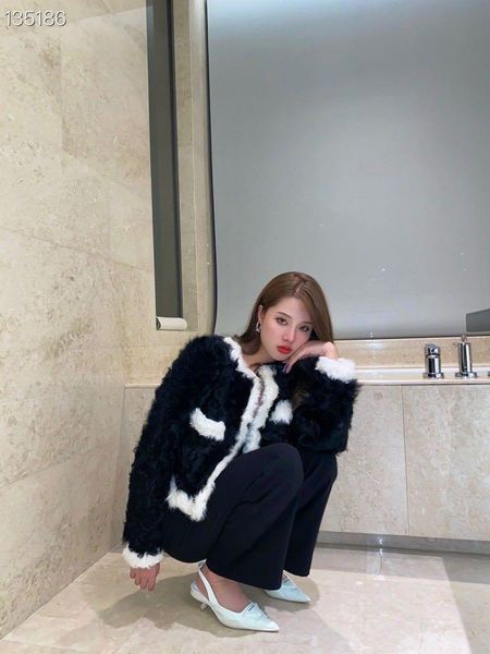 women's jackets zk1124 fashion women coats & 2021 runway luxury european design party style clothing, Black;brown
women's jackets zk1124 fashion women coats & 2021 runway luxury european design party style clothing, Black;brown