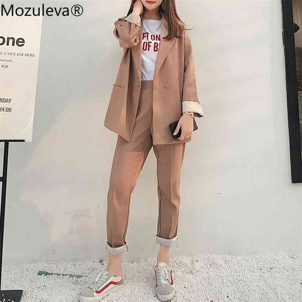 autumn ladies casual pant suits 2 pieces women long sleeve & elastic waist slim suit pants blazer set 210416, White
autumn ladies casual pant suits 2 pieces women long sleeve & elastic waist slim suit pants blazer set 210416, White