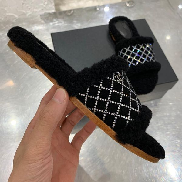slippers women shoes est autumn winter shearing crystal wool home indoor flip flops designer chaussure femme size 35-41, Black
slippers women shoes est autumn winter shearing crystal wool home indoor flip flops designer chaussure femme size 35-41, Black