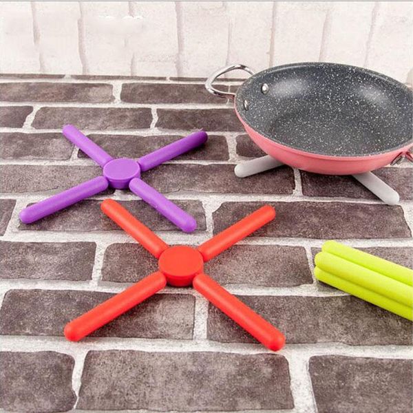 mats & pads cross-shaped folding silicone placemat insulation cup size coasters placemats pad potholder kitchen accessories
mats & pads cross-shaped folding silicone placemat insulation cup size coasters placemats pad potholder kitchen accessories