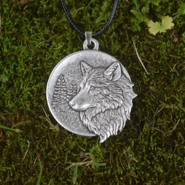 chains 12pcs viking wild animal pendant mountain pine tree wolf necklace amulet, Silver
chains 12pcs viking wild animal pendant mountain pine tree wolf necklace amulet, Silver