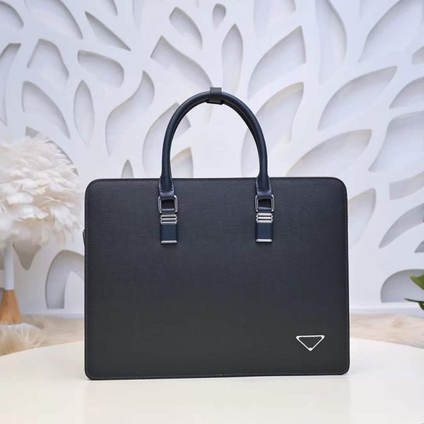 new men shoulder briefcase black leather designer handbag business lapbag messenger bags with nameplates totes men's luggage computer h
new men shoulder briefcase black leather designer handbag business lapbag messenger bags with nameplates totes men's luggage computer h