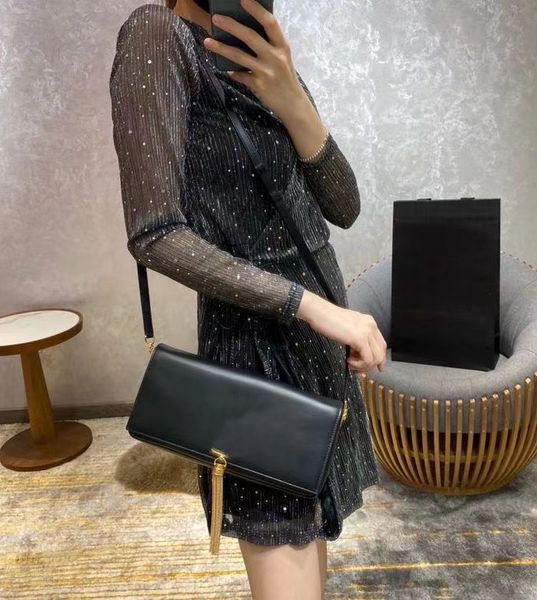 women fashion messenger bag luxury designers bags with tassel genuine leather chains shoulder handbags for ladies all match elegant
women fashion messenger bag luxury designers bags with tassel genuine leather chains shoulder handbags for ladies all match elegant