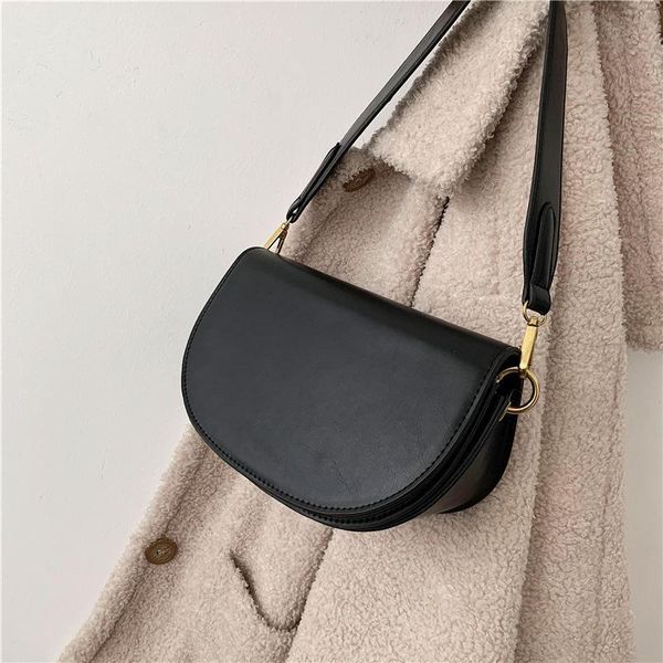 handbag women luxurys designers bags 2021 crossbody bag spring retro all-match qu purse multi pochette louisbags_18
handbag women luxurys designers bags 2021 crossbody bag spring retro all-match qu purse multi pochette louisbags_18