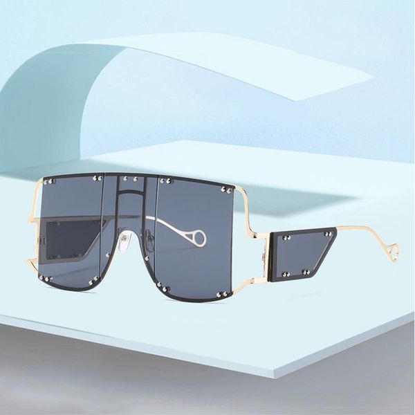 sunglasses 2021 fashion retro personality oversized rivet for women men brand design outdoor sports party punk metal sun glasses, White;black
sunglasses 2021 fashion retro personality oversized rivet for women men brand design outdoor sports party punk metal sun glasses, White;black