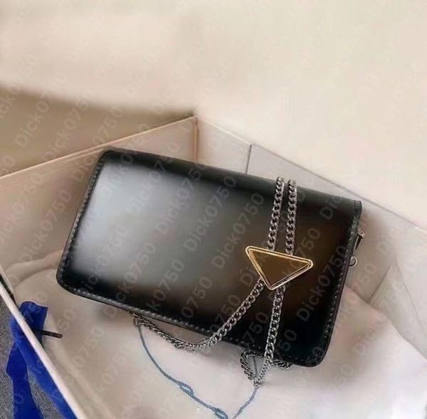 designer shoulder bags triangle chain handbags lady double flap women bag handbag purse wallet cross body tote designers personality fashion
designer shoulder bags triangle chain handbags lady double flap women bag handbag purse wallet cross body tote designers personality fashion