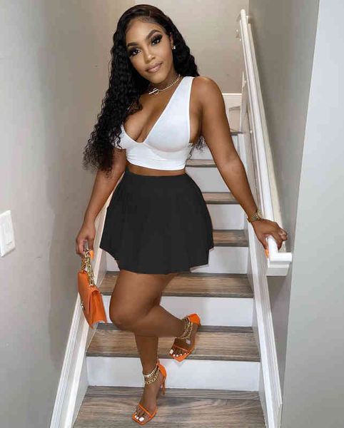 ladies fashion solid color sleeveless v-neck contrast pleated skirt two-piece dress set, White
ladies fashion solid color sleeveless v-neck contrast pleated skirt two-piece dress set, White