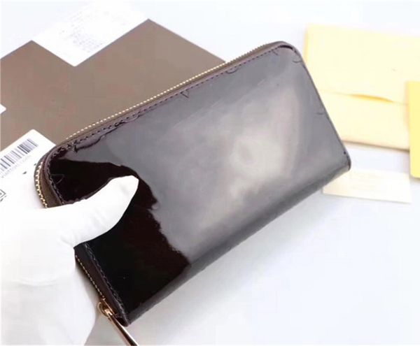 2021 fashion flowers designer wallets luxurys men women leather bags classic letters key coin purse original box plaid card holder m60017a1, Red;black
2021 fashion flowers designer wallets luxurys men women leather bags classic letters key coin purse original box plaid card holder m60017a1, Red;black