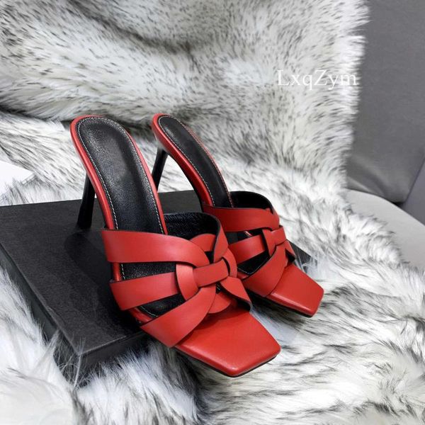 slippers brand designer shoes women luxury thin high shallow sandals for summer plus size 34-43 ladies diamond slides, Black
slippers brand designer shoes women luxury thin high shallow sandals for summer plus size 34-43 ladies diamond slides, Black