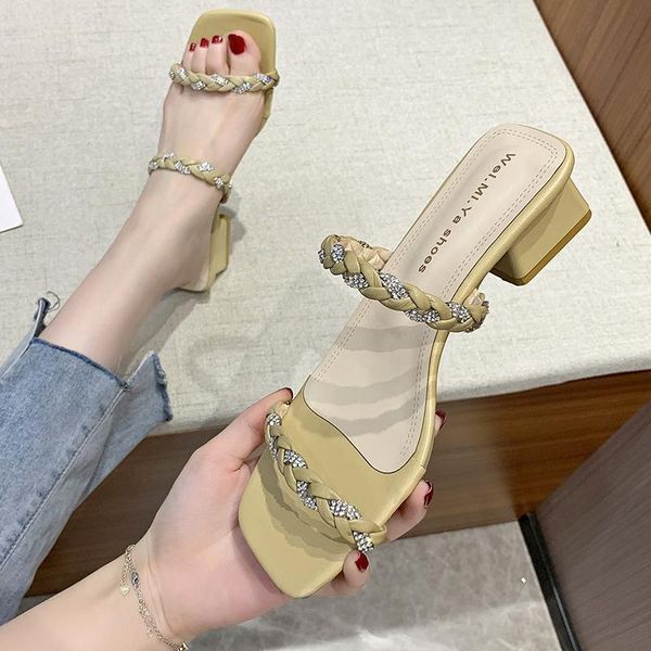 slippers shoes soft platform med luxury slides slipers women comfort designer 2021 rubber hoof heels pu fashion woman, Black
slippers shoes soft platform med luxury slides slipers women comfort designer 2021 rubber hoof heels pu fashion woman, Black