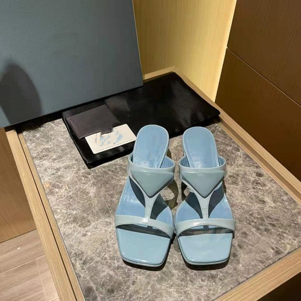 slippers 2021 summer new fish mouth shoes women's sandals lazy korean low heel letter zly{category}{category}gqvm, Black
slippers 2021 summer new fish mouth shoes women's sandals lazy korean low heel letter zly{category}{category}gqvm, Black