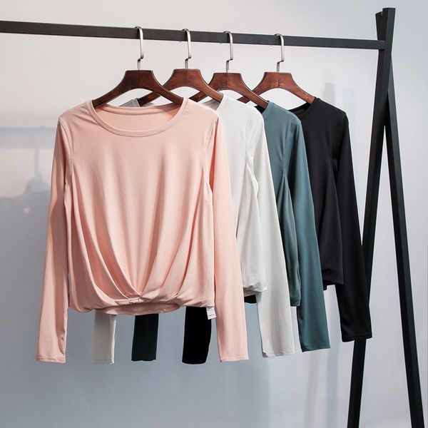 yoga outfit loose buttery-soft nylon fitness athletic sports shirts women naked-feel fabric anti-sweat gym workout long sleeved
yoga outfit loose buttery-soft nylon fitness athletic sports shirts women naked-feel fabric anti-sweat gym workout long sleeved