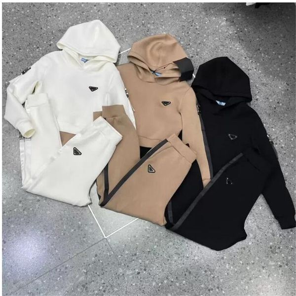 21ss women's suit classical cardigan hoodie simple casual pant fashion tracksuit high streemt element women's clothing size s-l 3c, Gray
21ss women's suit classical cardigan hoodie simple casual pant fashion tracksuit high streemt element women's clothing size s-l 3c, Gray