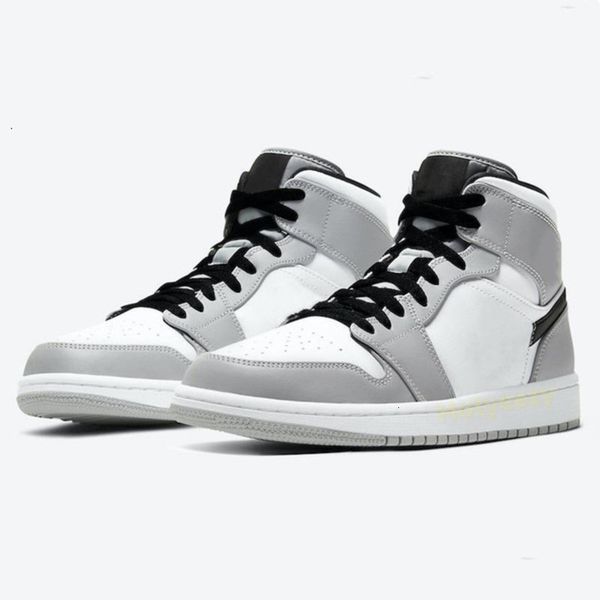 shoes men jumpman 1 1s bred royal black chicago toe court purple white mid light smoke grey pale ivory chaussures traine
shoes men jumpman 1 1s bred royal black chicago toe court purple white mid light smoke grey pale ivory chaussures traine