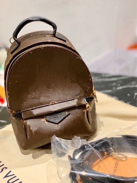 girls designer backpack fashion lady letter printed luxury shoulders bags woman pu casual bag kids change purse f168
girls designer backpack fashion lady letter printed luxury shoulders bags woman pu casual bag kids change purse f168