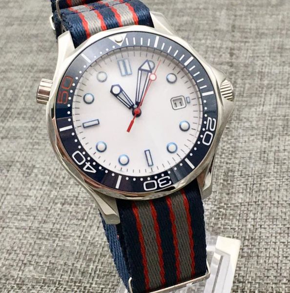 wristwatches 41mm blue dial date miyoda movement 8215 mingzhu automatic men's watch mechanical, Slivery;brown
wristwatches 41mm blue dial date miyoda movement 8215 mingzhu automatic men's watch mechanical, Slivery;brown
