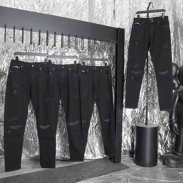 men's jeans 2021 represent brim trouser from women's thin pants denim washed knife cut hole fit brem, Blue
men's jeans 2021 represent brim trouser from women's thin pants denim washed knife cut hole fit brem, Blue