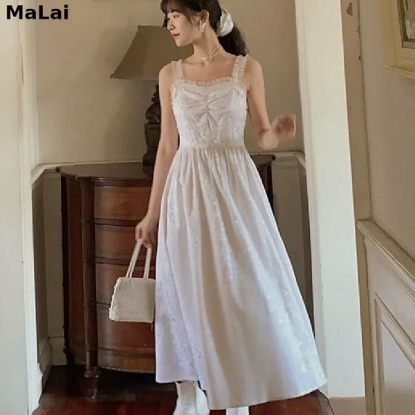 casual dresses female party one piece dress vintage lace women square collar elegant sweet midi strap korean 20211 summer, Black;gray
casual dresses female party one piece dress vintage lace women square collar elegant sweet midi strap korean 20211 summer, Black;gray