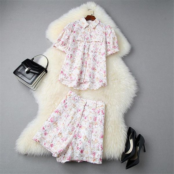 runway designer suit 2 piece set summer women 2021 fashion outfit puff sleeve floral embroidery shirt and shorts women's tracksu, Gray
runway designer suit 2 piece set summer women 2021 fashion outfit puff sleeve floral embroidery shirt and shorts women's tracksu, Gray