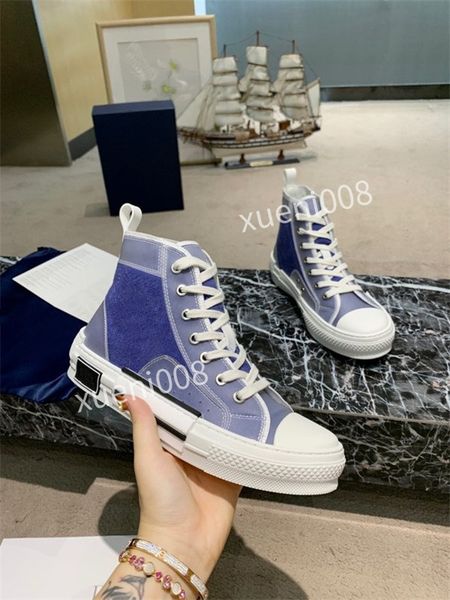 2021 designer camouflage 35-41 sneaker womens mens rivet shoes studded flats mesh camo suede leather casual trainers rockrunner shoe chaussu, Red;white
2021 designer camouflage 35-41 sneaker womens mens rivet shoes studded flats mesh camo suede leather casual trainers rockrunner shoe chaussu, Red;white