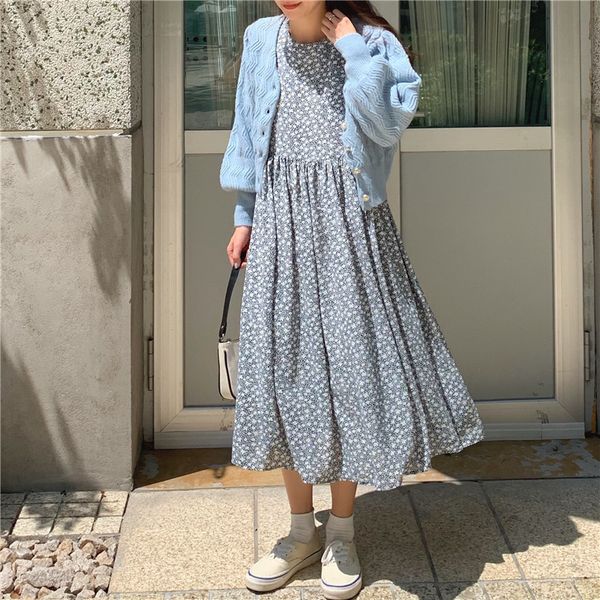 casual dresses loose the female midi neck ed 2021 spring summer floral print femme ladies full sleeve in straight line, Black;gray
casual dresses loose the female midi neck ed 2021 spring summer floral print femme ladies full sleeve in straight line, Black;gray