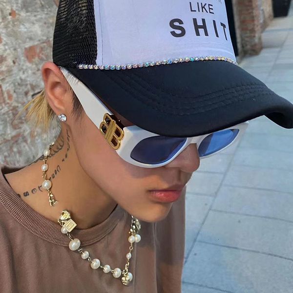 luxury designer sunglasses cat eye women fashion 2021 brand designer color gradient lens sun glasses cool b party beach uv400 0604, White;black
luxury designer sunglasses cat eye women fashion 2021 brand designer color gradient lens sun glasses cool b party beach uv400 0604, White;black