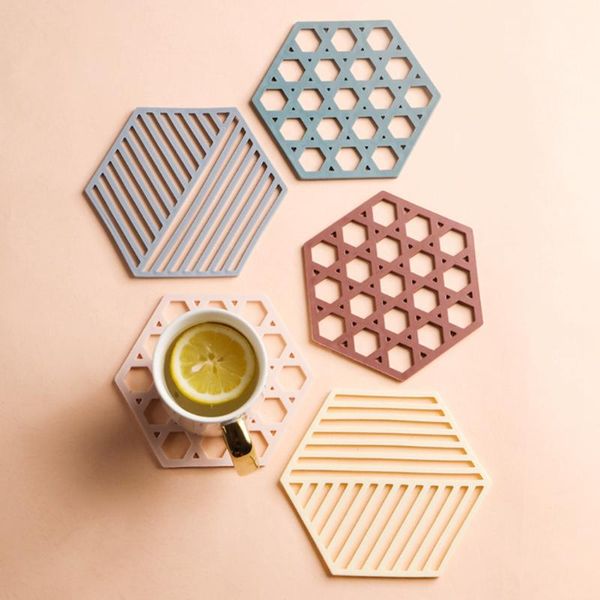mats & pads hexagon placemat thickened tpr tableware pad universal hollow table bowl mat cup non-slip tablemat kitchen accessories
mats & pads hexagon placemat thickened tpr tableware pad universal hollow table bowl mat cup non-slip tablemat kitchen accessories