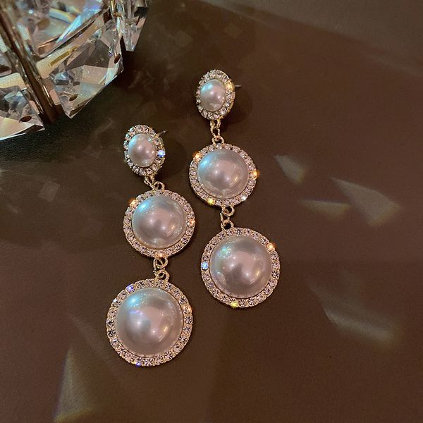 925 silver needle fashion exaggerated full diamond pearl earrings geometric round long earrings fashion net red dinner earrings
925 silver needle fashion exaggerated full diamond pearl earrings geometric round long earrings fashion net red dinner earrings