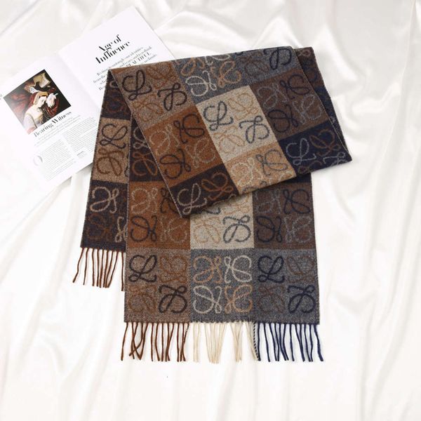 laohua wool scarf female jacquard checkerboard cashmere shawl autumn winter classic versatile lovers ins 2021, Blue;gray
laohua wool scarf female jacquard checkerboard cashmere shawl autumn winter classic versatile lovers ins 2021, Blue;gray