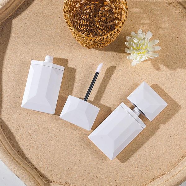 10/30pcs 4ml lip gloss tube cosmetic containers brush tip applicator wand for refillable makeup diy storage bottles & jars
10/30pcs 4ml lip gloss tube cosmetic containers brush tip applicator wand for refillable makeup diy storage bottles & jars