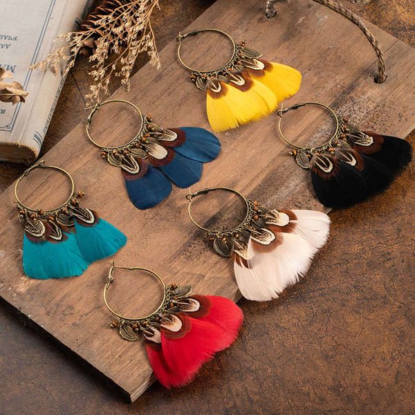 ethnic charming bohemian colorful natural feather drop for women and girls earrings ornaments wedding accessories jewelry, Golden
ethnic charming bohemian colorful natural feather drop for women and girls earrings ornaments wedding accessories jewelry, Golden