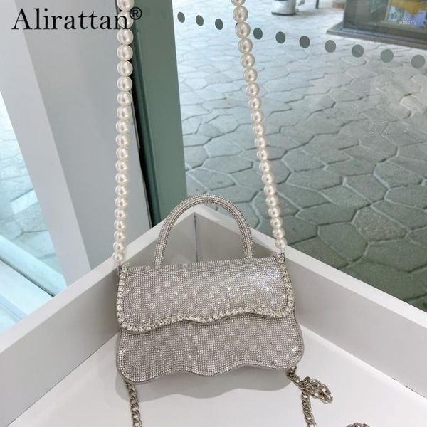evening bags luxury small rhinestone pu leather crossbody for women 2021 fashion brand ladies handbag pearl chain shoulder bag1
evening bags luxury small rhinestone pu leather crossbody for women 2021 fashion brand ladies handbag pearl chain shoulder bag1