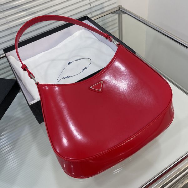 luxury women handbags shoulder bags triangle patent leather small hobos purses lady baguettes handbag fashion totes high quality
luxury women handbags shoulder bags triangle patent leather small hobos purses lady baguettes handbag fashion totes high quality