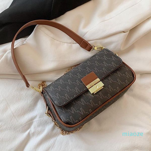 evening bags retro letter pu leather small underarm baguette crossbody for women 2021 travel shoulder purses and handbag
evening bags retro letter pu leather small underarm baguette crossbody for women 2021 travel shoulder purses and handbag
