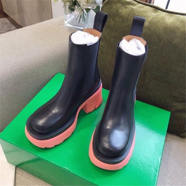 luxury designer sneaker women mens shoes sneakers bottom of the color boots with box size35-40, Red;white
luxury designer sneaker women mens shoes sneakers bottom of the color boots with box size35-40, Red;white