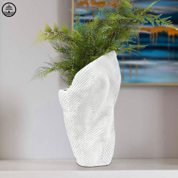 bao guang ta nordic style black whtie ceramic vase statue simple and moder living room home decor flower arrangement a2864 vases
bao guang ta nordic style black whtie ceramic vase statue simple and moder living room home decor flower arrangement a2864 vases